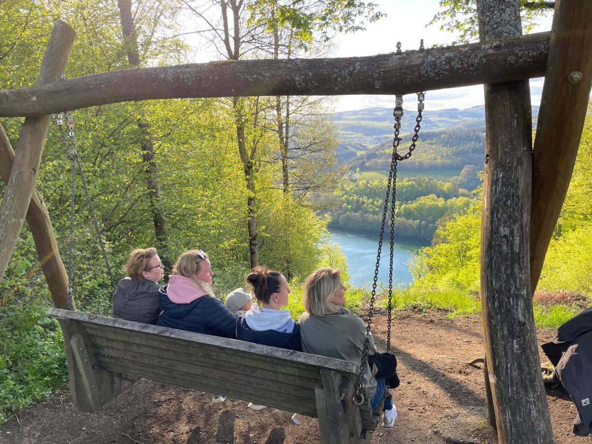Ferienhaus Backesgarten Fuer 22 Personen Neichen Exteriér fotografie