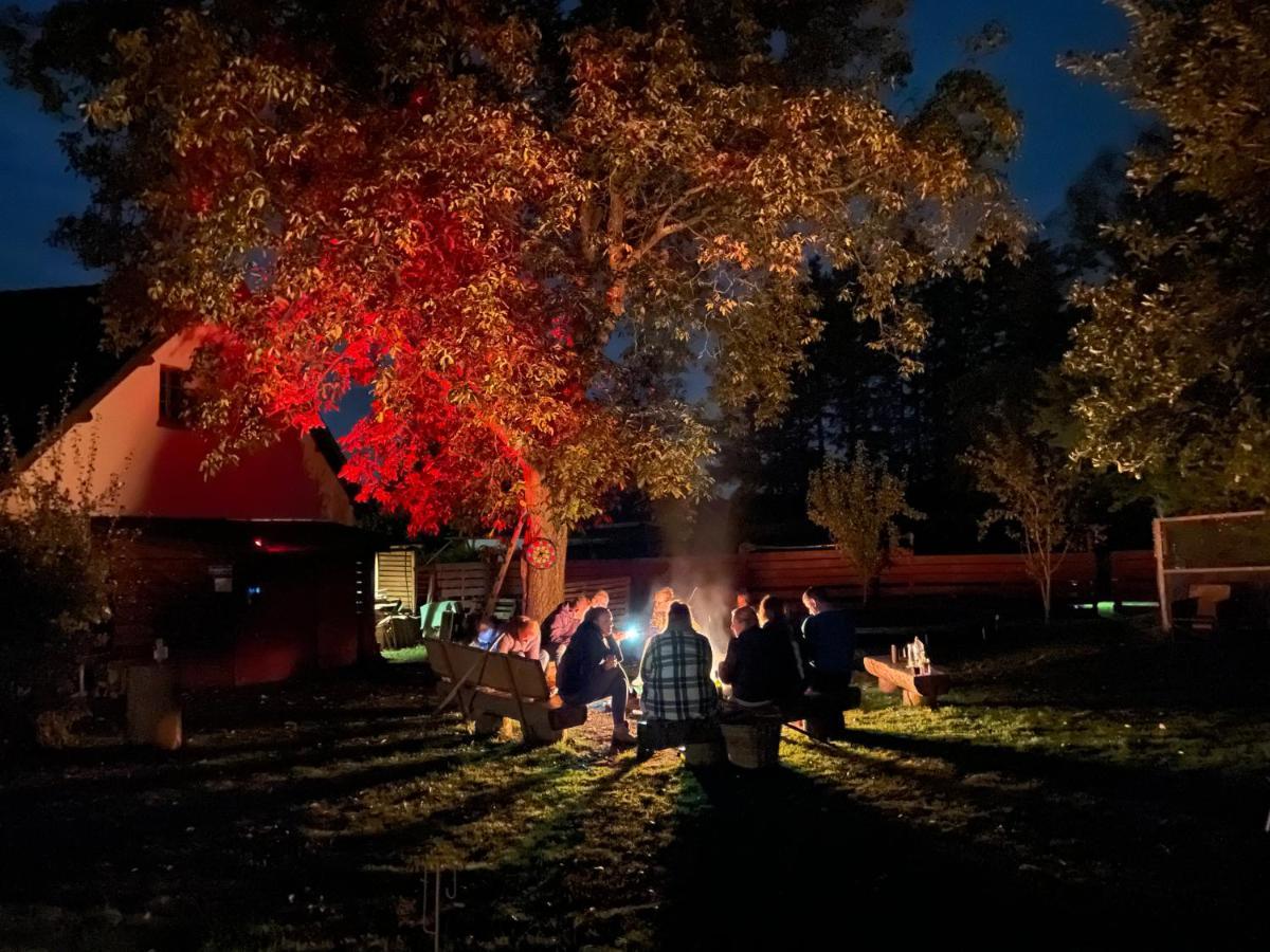 Ferienhaus Backesgarten Fuer 22 Personen Neichen Exteriér fotografie